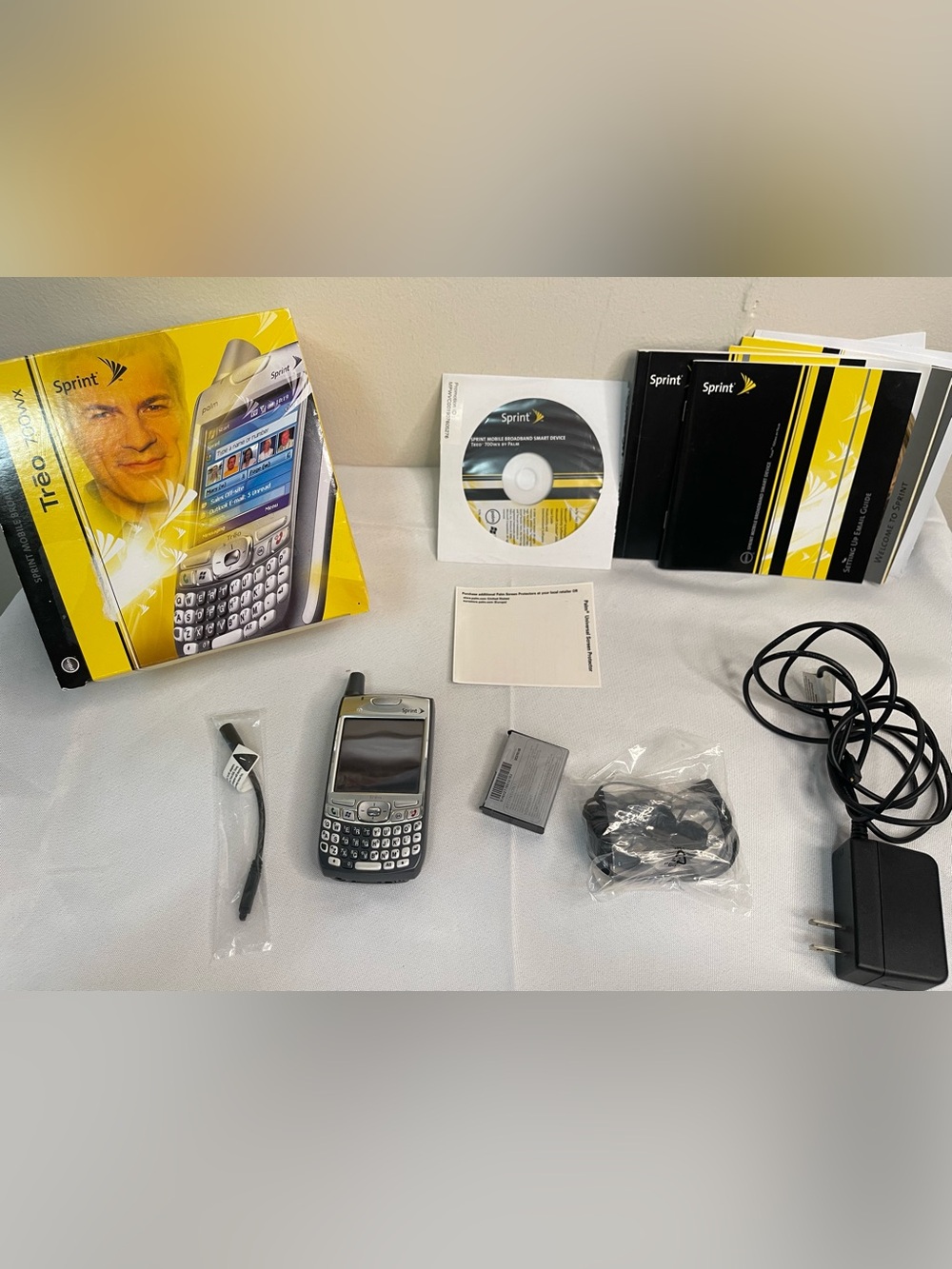 Sprint Treo 700wx in box